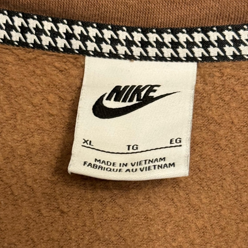 Women Nike 1/4 Zip Sweatshirt Size XL - Picture 5 of 5